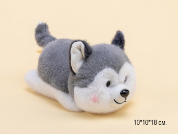 им Собака арт. 209986 Малыш хаски серый лежит ароматизированный 18 см в пак.